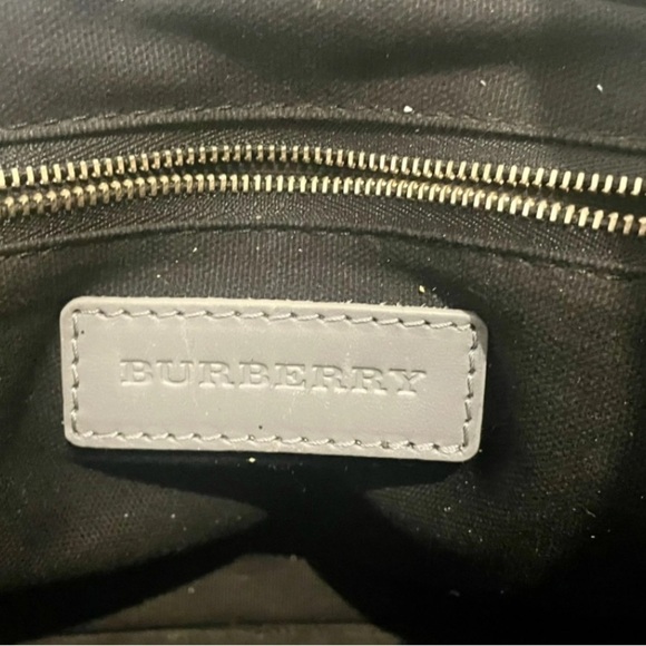Burberry Gray and Tan Checkered Women's Bag - Picture 3 of 12